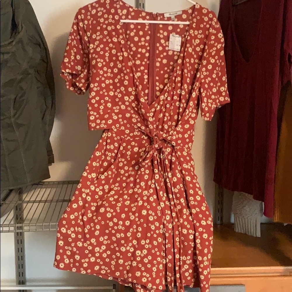 Made well size 4 flower romper wrap  NWT